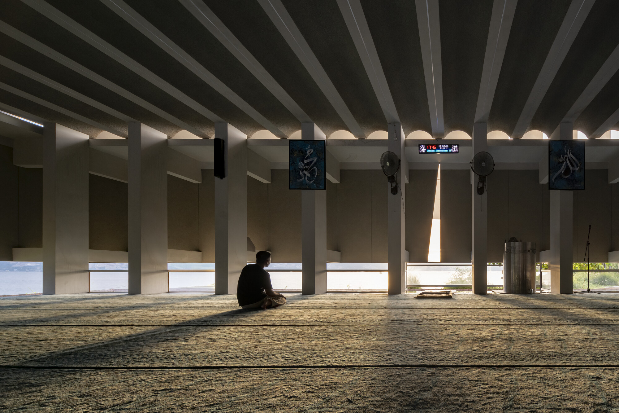 Islamic Centre Nurul Yaqin Mosque_200191