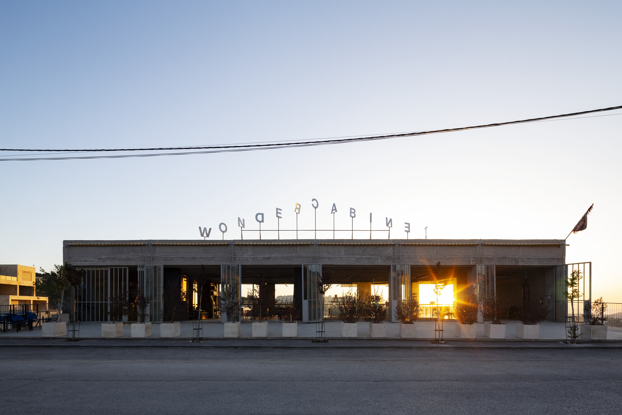 Wonder Cabinet_202041